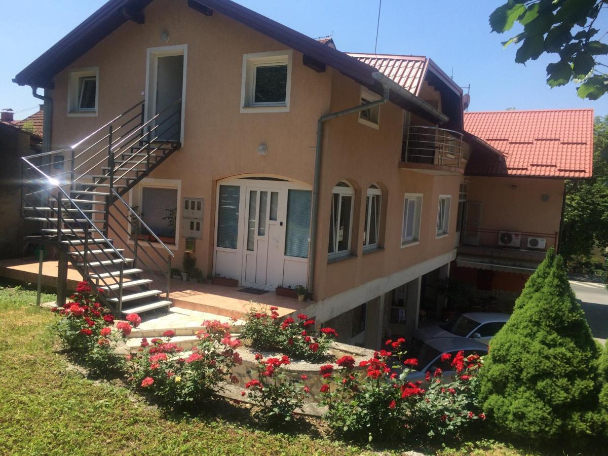 Hostel Jedvaj Krapina Exterior photo